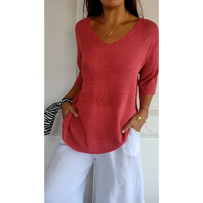 Women’s V-Neck 3/4 Sleeve Loose Curved Hem Casual Basic Knit Top