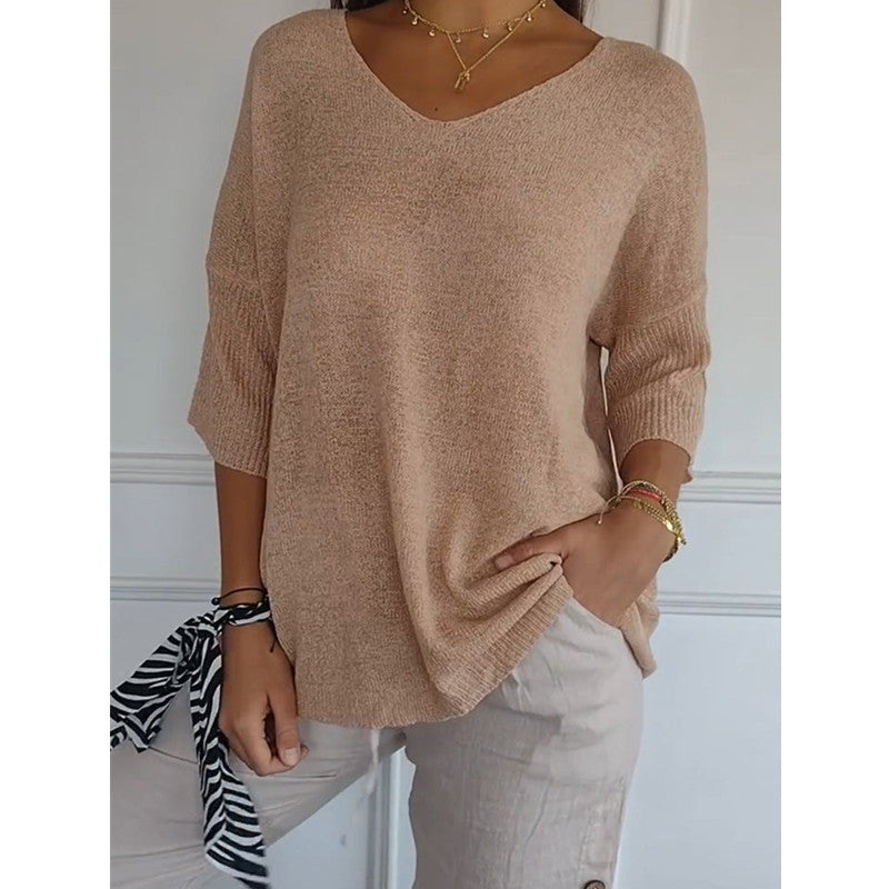 Women’s V-Neck 3/4 Sleeve Loose Curved Hem Casual Basic Knit Top