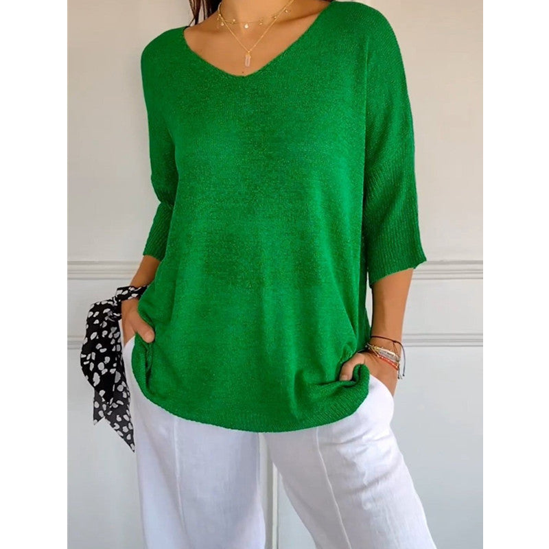 Women’s V-Neck 3/4 Sleeve Loose Curved Hem Casual Basic Knit Top