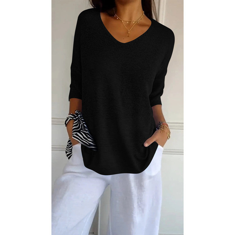 Women’s V-Neck 3/4 Sleeve Loose Curved Hem Casual Basic Knit Top